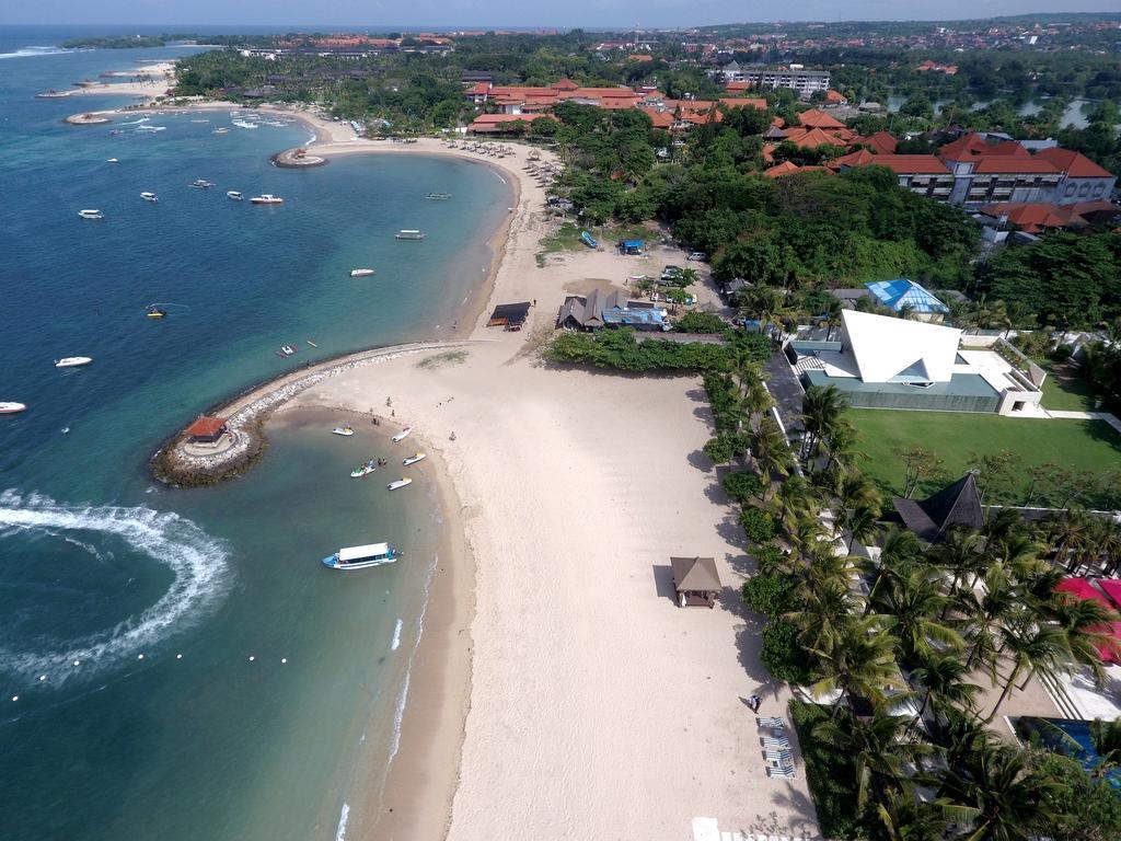 The Royal Santrian Villa Nusa Dua  Buitenkant foto